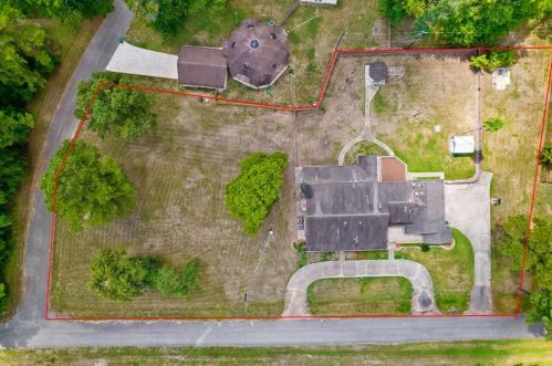 3310 Riviera Ln, Humble, TX 77338-2616