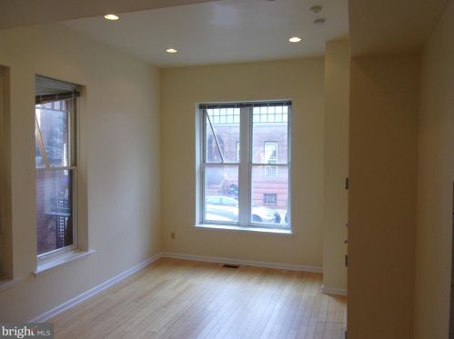 1514 17th St, Philadelphia PA  19146-4717 exterior