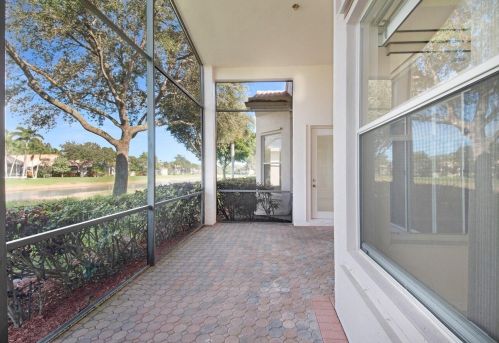 7303 Lahana Cir, Boynton Beach FL 33437-7174 exterior