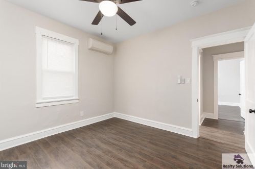 107 Collings Ave, Camden NJ  08108-3014 exterior