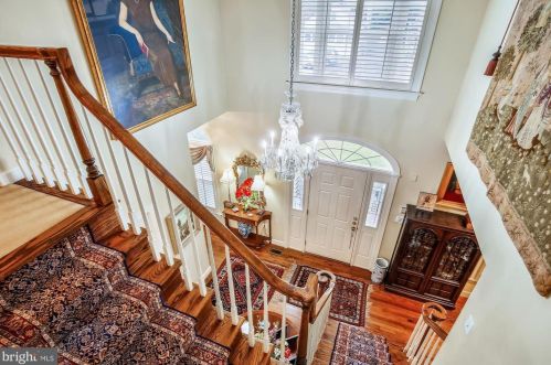 1276 Beverly Rd, Mc Lean VA 22101-2834 exterior