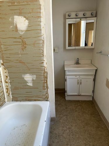 3358 Webster Ave, Pittsburgh PA  15219-3916 exterior