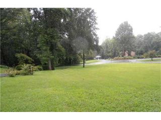 9501 Fernleigh Dr, Richmond VA  23235-1313 exterior