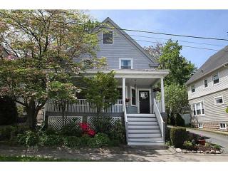 44 Firglade Ave, Providence, RI 02906-2666