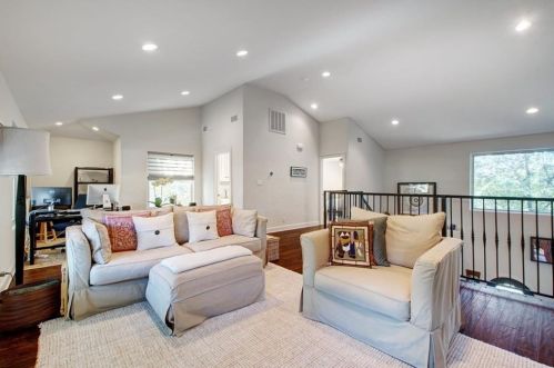 2307 Alta Vis Ave, Austin TX 78704-5229 exterior