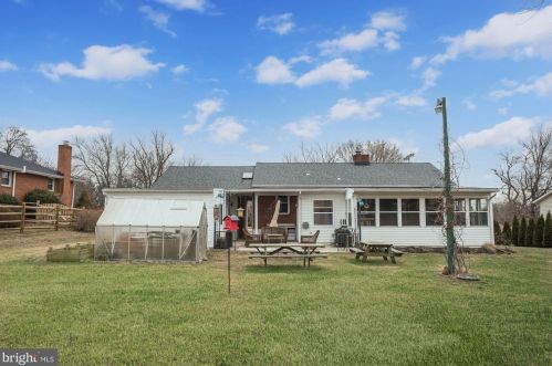 5030 Avoca Ave, Ellicott MD 21043-6615 exterior