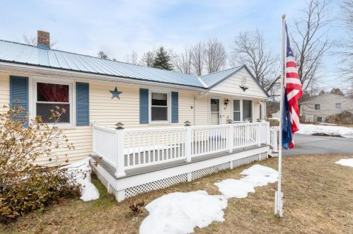 23 Knox Rd, Concord, NH 03304-3807