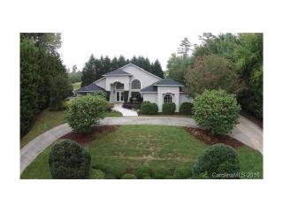 327 Players Ridge Rd, Hickory, NC 28601-8841