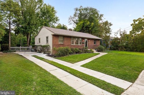 801 Pasadena Dr, Somerdale NJ  08083-1901 exterior