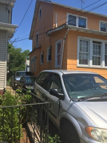 16 Laventhal Ave, Irvington NJ  07111-2841 exterior