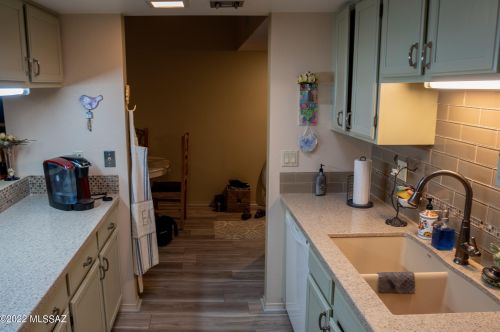 8738 Little Oak Ln, Tucson AZ 85704-0940 exterior