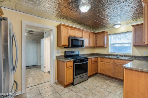 3009 Glenn St, Tucson AZ  85716-2141 exterior