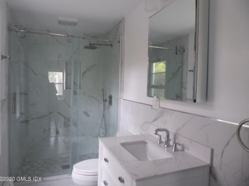 36 Chestnut St, Greenwich CT 06830-5969 exterior