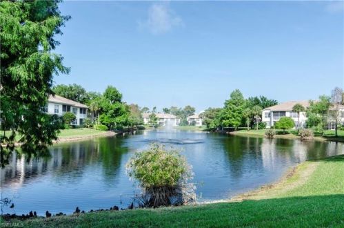 1109 Egrets Walk Cir, Naples, FL 34108-2427