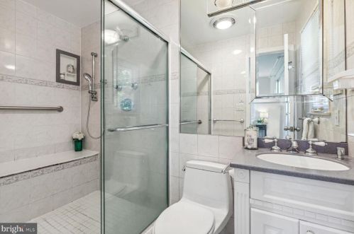 2012 Kings House Rd, Silver Spring MD 20905-4224 exterior