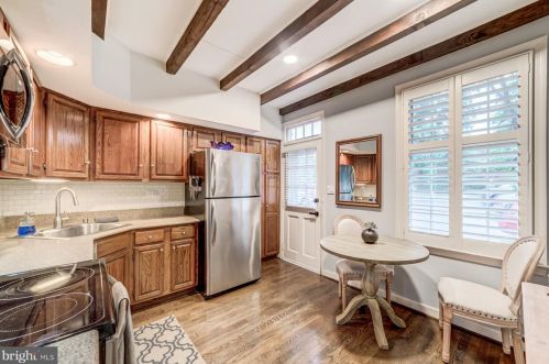 659 Columbus St, Alexandria VA  22314-1848 exterior