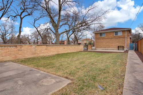 8500 Calumet Ave, Chicago IL 60619-6026 exterior