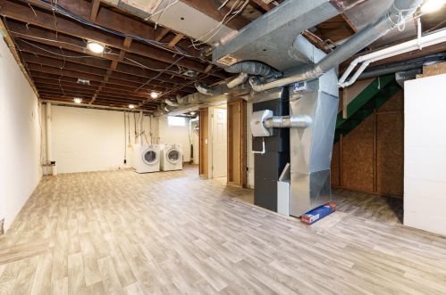 2303 Glendale Blvd, Kalamazoo MI  49004-1759 exterior