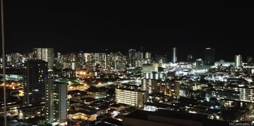 1630 Liholiho St, Honolulu HI  96822-2977 exterior