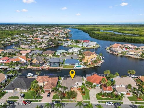 2006 Sykes Crk Dr, Merritt Island FL 32953-3065 exterior