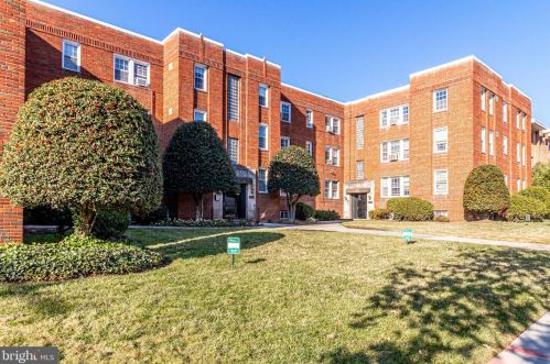 5220 Capitol St, Washington DC  20011-6739 exterior