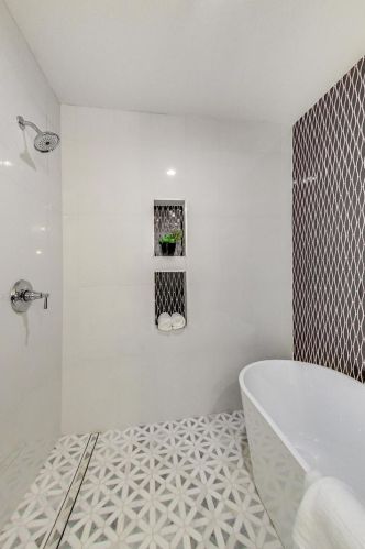 3111 Leland Ave, Chicago IL  60625-4406 exterior