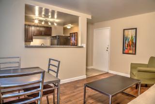 5528 Pershing Ave, Saint Louis MO  63112-1704 exterior