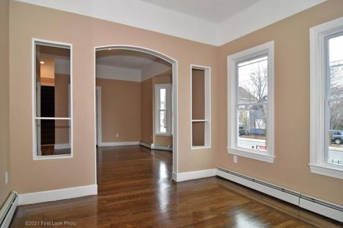 261 Admiral St, Providence RI 02908-1331 exterior