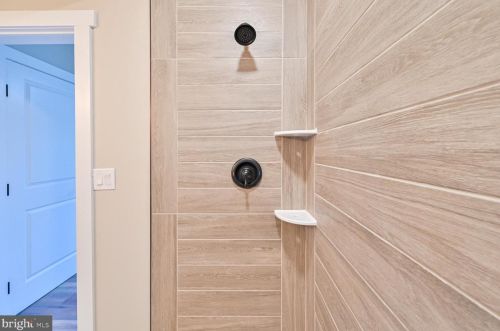 465 Bailey St, Pilesgrove NJ  08098-1014 exterior