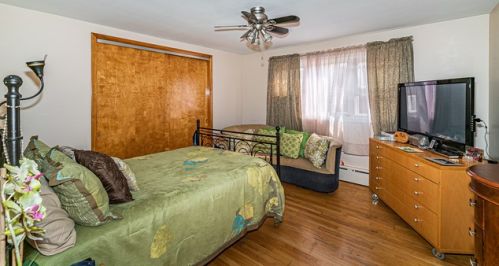 3044 Long Ave, Chicago IL 60641-1348 exterior