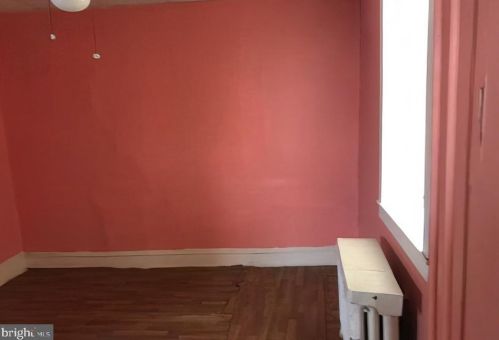 1304 Main St, Darby PA 19023-2619 exterior