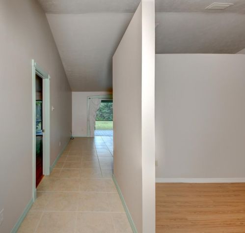 5406 Palmetto Dr, Fort Pierce FL 34982-7481 exterior