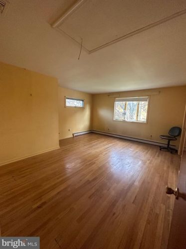 3750 Wheatsheaf Rd, Huntingdon Valley PA  19006-2810 exterior