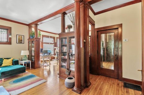 422 Baldwin St, Madison WI 53703-1746 exterior