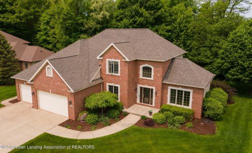 4300 Chancellor Dr, Dewitt, MI 48820-7878