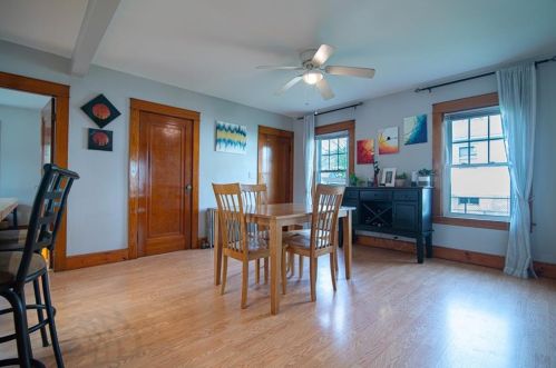 45 Grover St, Providence RI 02909-5209 exterior