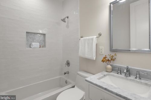 1868 Monroe St, Washington DC  20018-2736 exterior