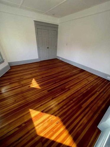 18 Innis Ave, Poughkeepsie NY  12601-3703 exterior