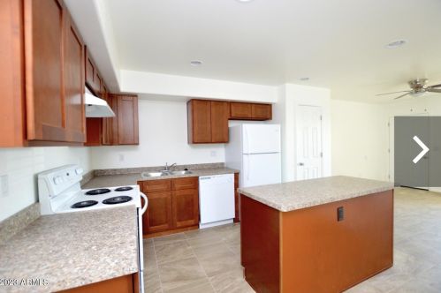 10402 9 Ave, Phoenix AZ 85013-4007 exterior