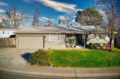 107 Coralie Way, Folsom CA 95630-3303 exterior