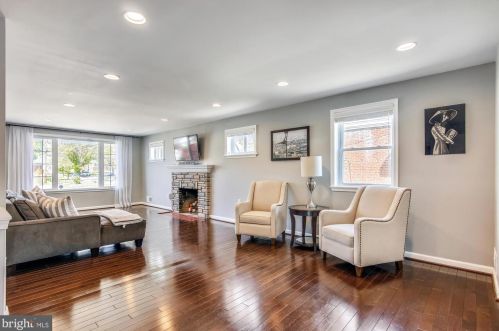 12409 Connecticut Ave, Silver Spring MD 20906-4305 exterior