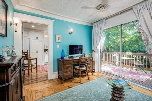 34 Cushing St, Dover NH 03820-3616 exterior