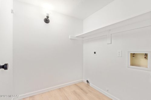 4231 Presidio Rd, Tucson AZ  85712-1044 exterior