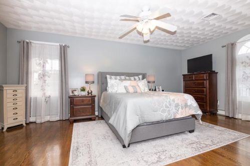 10 Olney St, Providence RI 02919-5152 exterior