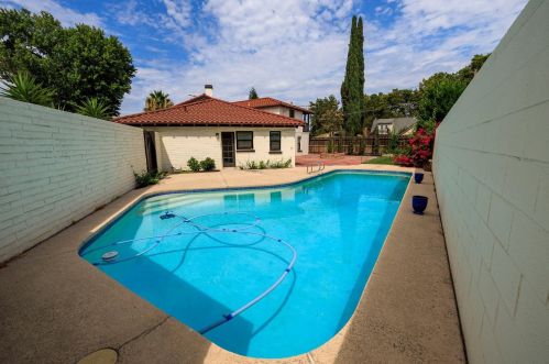 1267 Canal Dr, Turlock CA  95380-4159 exterior