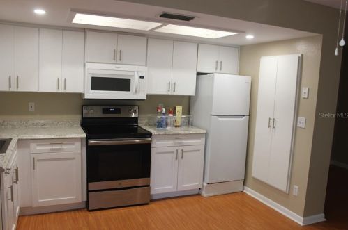 11304 Carrollwood Place Cir, Tampa FL  33624-3063 exterior