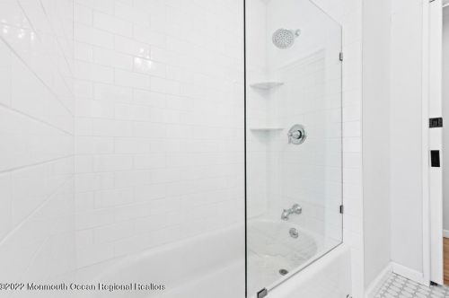 284 Pelican Rd, Middletown NJ 07748-3040 exterior