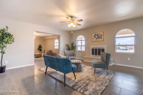 9022 5th St, Tucson AZ  85710-3044 exterior