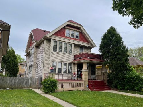 2913 53rd St, Milwaukee, WI 53210-1616