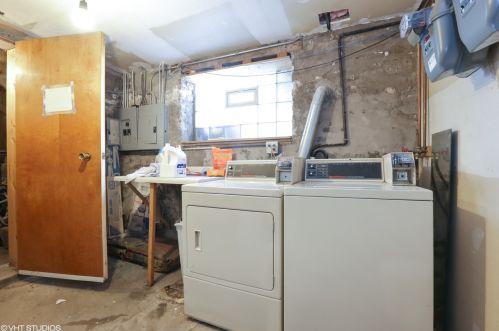 1417 Sunnyside Ave, Chicago IL 60640-5405 exterior